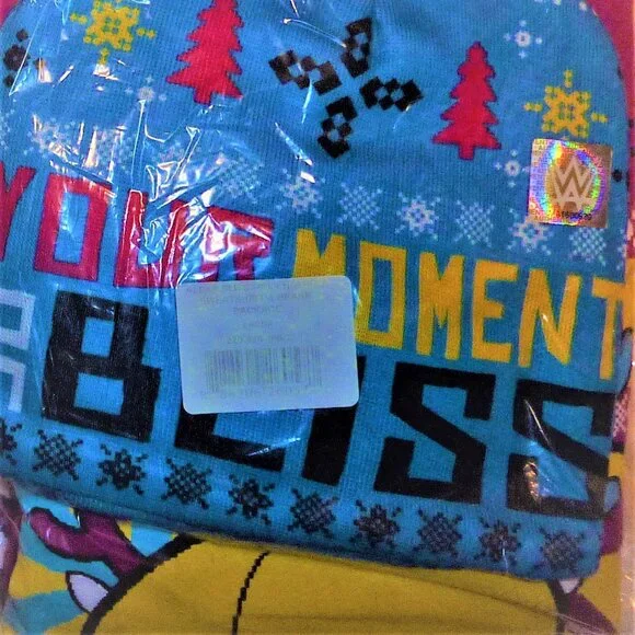 Alexa Bliss sweatshirt & beanie set 2018 UNOPENED NEW WWE - Picture 4 of 6